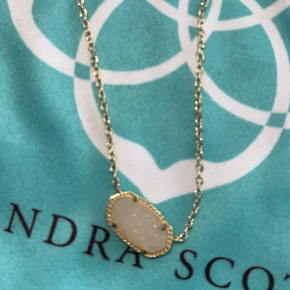Kendra Scott Elisa Necklace - Picture 2 of 2
